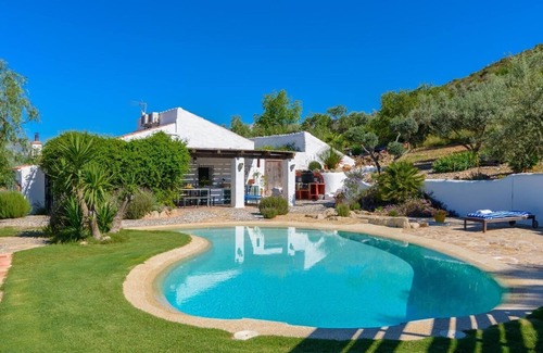 Alcaucin Villa | Casa Belmonte Alcaucín by Ruralidays