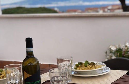 Sorrento Historic Centre House | Casa Bice, an Amazing view of Vesuvius in the heart of Sorrento with Pool