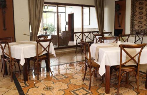 Windhoek Hotel | Casa Blanca Boutique Hotel Pension