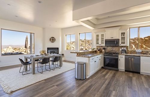 Yucca Valley House | Casa Blanca by Fieldtrip | Boulder Estate with Hot Tub, Soaking Pool & Outdoor Shower