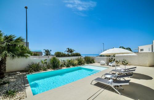 Ragusa Villa | CASA BLANCA VILLA Exclusive with Private Pool