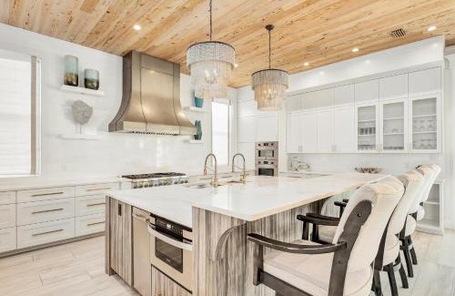 Crystal Beach House | Casa Blanco