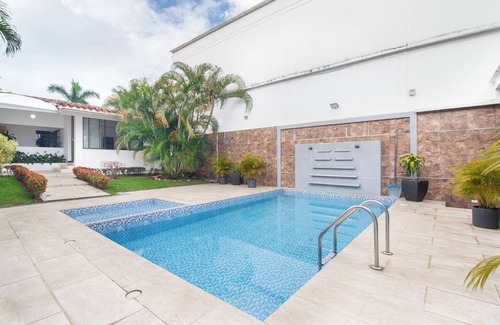 Ciudad Jardin Apartment | Casa Blau - Junior Suite 1