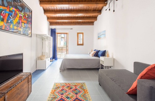 Castellammare Vucciria Apartment | Casa Blu con terrazza alla Vucciria by Wonderful Italy