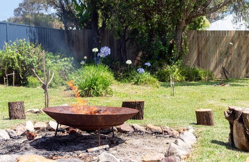 Culburra Beach House | Casa Blu – steps from Culburra Beach's blue waters