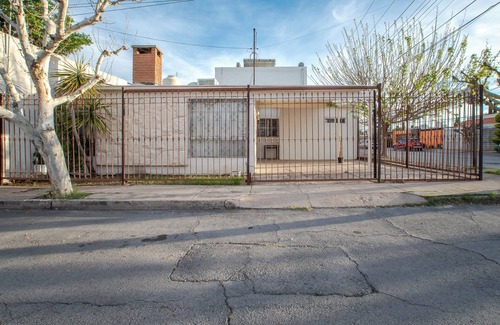 Chihuahua House | Casa Boho. Hermosa house equipped, centrally located