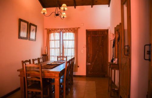Tandil Bed & Breakfast | Casa Bordó, B & B
