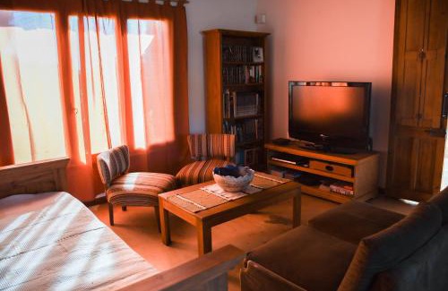 Tandil Bed & Breakfast | Casa Bordó, B & B