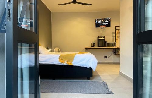 Hatfield House | Casa Bravo - Cozy Traveller