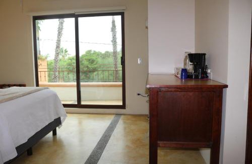 Todos Santos Hotel | Casa Bugambilias