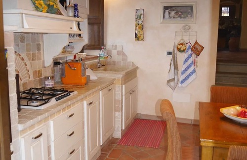 Quarrata Apartment | Casa Buriano Fabio' estate