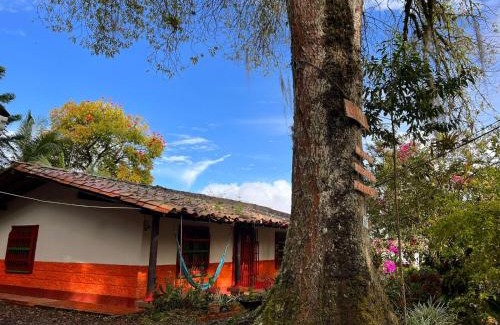 Jardin House | Casa & cabaña campestre equipadas, 13 personas, familias
