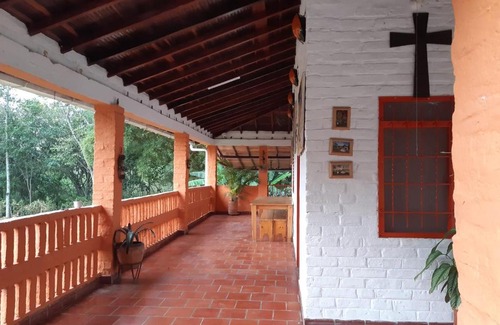 Curiti House | Casa campestre via Curití-San Gil