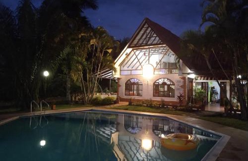 Chinauta House | Casa Campo Majo