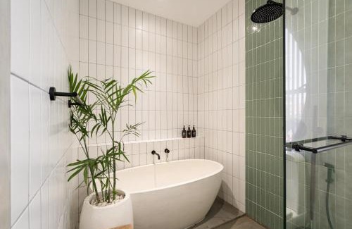 Batu Bolong Villa | Casa Canggu by Yolla Hospitality