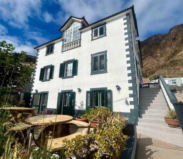 Paul do Mar Villa | Casa Carneirinho by Olá Madeira