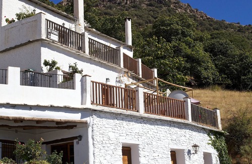 Bubion Apartment | Casa Carole - Apartment With Pool And Wonderful Views