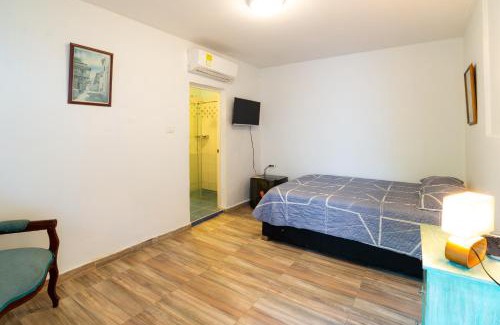 Manga House | Casa Castell