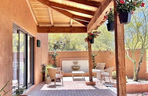 Catalina Foothills Estates House | Casa Catalina - Tropical Desert Paradise