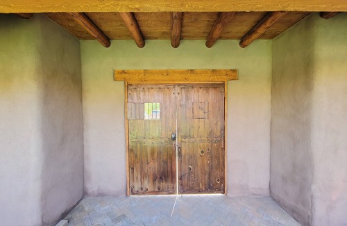 Taos House | Casa Celia - Authentic Hacienda home in Taos with modern features