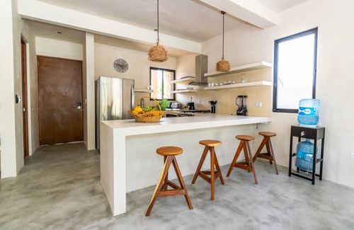Tulum House | Casa Chida/Solar/2BR/Huge pool/Roof bar/Starlink High Speed Internet.