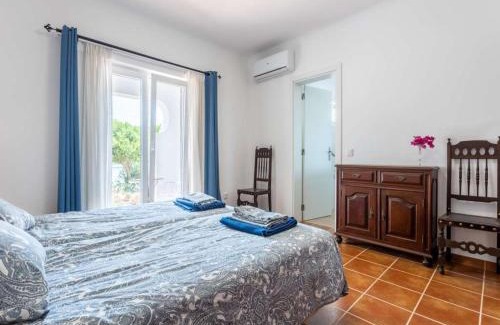 Alporchinhos Bed & Breakfast | Casa Cinco Cupulas
