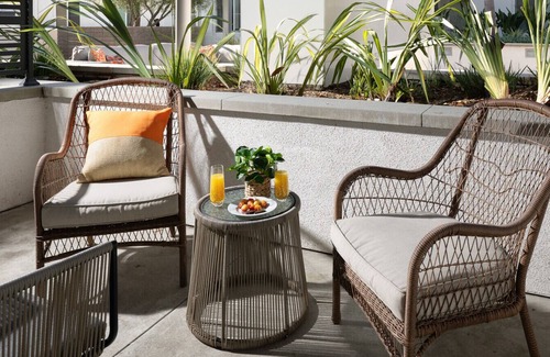 Orange Apartment | Casa Clementine - 10 min to SNA/Beach+Free Parking