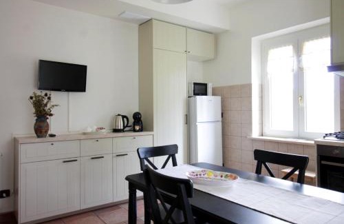 Valfabbrica Apartment | Casa Clorofilla - Umbria, Private Garden