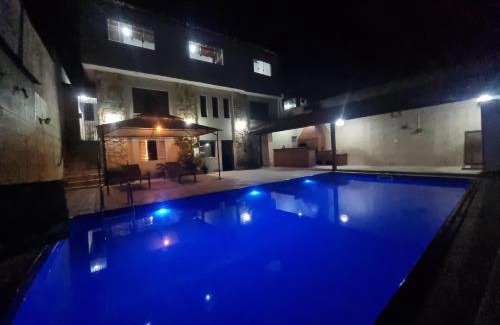 Pauliceia House | Casa com piscina e lazer em SBC SP