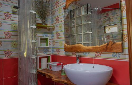 Ruidera Apartment | Casa con jardín y piscina privada