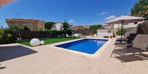 Creixell Apartment | Casa con piscina privada Cesar - MarCalma