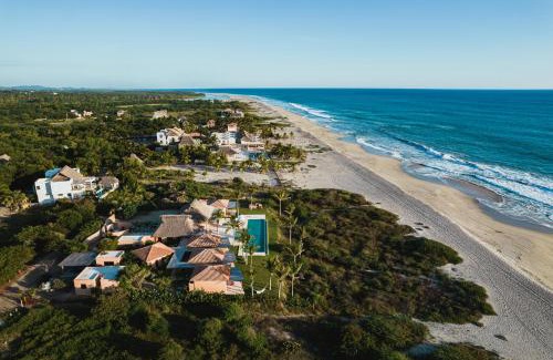Lazaro Cardenas Villa | Casa Constantia Beach Front Villa
