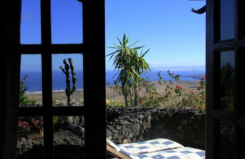 La Asomada Apartment | Casa Cora - dreamlike finca, pool, huge garden, WIFI, children's playground