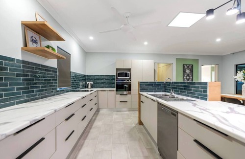 Craiglie House | Casa Corella Poolside for Families