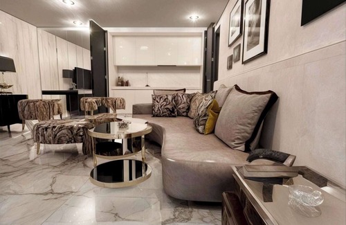 Centro Direzionale Apartment | Casa Cornalia, next to Gae Aulenti