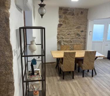 Outes House | Casa Cosmeiro