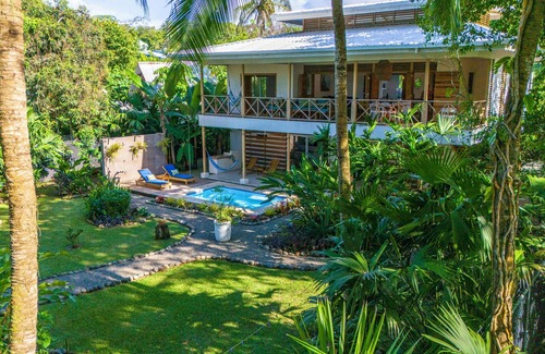 Puerto Viejo de Talamanca Villa | Casa Blanca - Stunning beach/pool house in Playa Negra