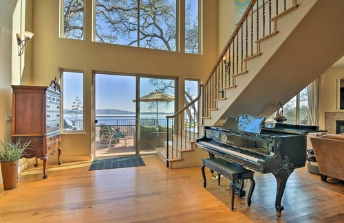 Granite Bay House | 'Casa d'Amore': Extravagant Lakefront Villa!