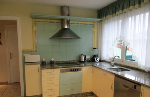 Frades Villa | Casa da Agra, villa with pool and splendid garden