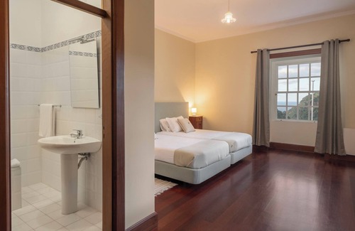 Sao Jorge House | Casa da Fajã Alta with breakfast by An Island Apart