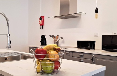 Se House | Casa da Mouraria - Town House restored in historical center