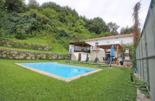 Bouro Villa | Casa da Pontelha by Gerês Casas