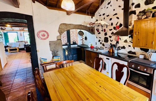 Angra do Heroismo House | Casa da Serreta 15 by PontaNegraAzores