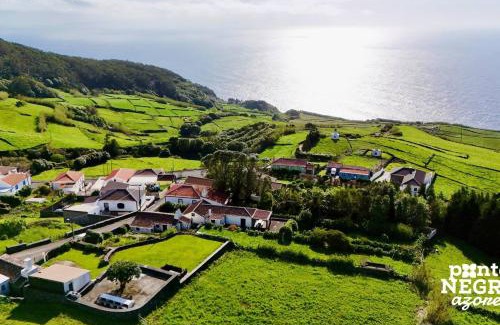 Angra do Heroismo House | Casa da Serreta by PontaNegraAzores