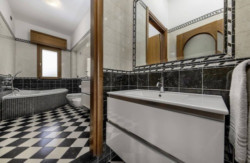 Pelucca - Villaggio Falck Apartment | Casa da Suite Ambiziosa