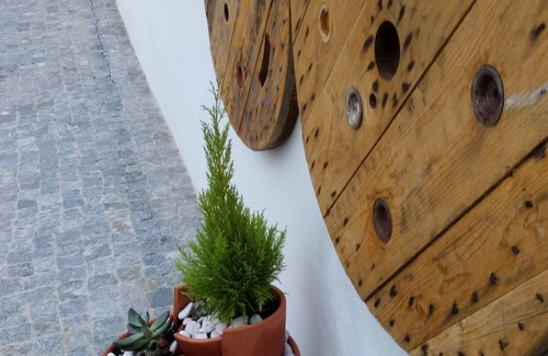 Casais do Rio Cottage | CASA DAMÉLIA POLO2-House near Óbidos in the slope of recycling décor