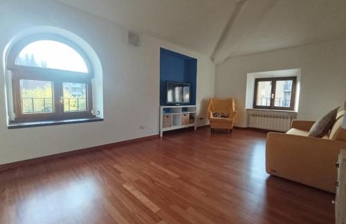 Bergamo Apartment | Casa Daniela - Vicino al centro - Fermate Autobus
