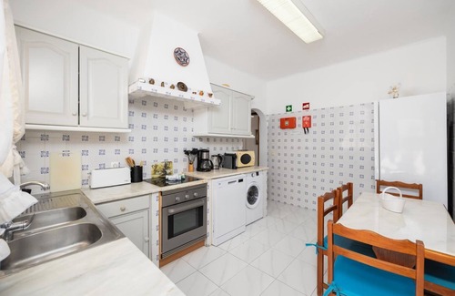 Porches Villa | Casa Das Areias - Three Bedroom Villa, Sleeps 6