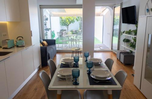 Aveiro Apartment | Casa das Falcoeiras - AL com pátio e jardim privados