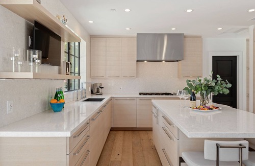 Hedgerow House | Casa de Calma - Timeless Elegance in Montecito